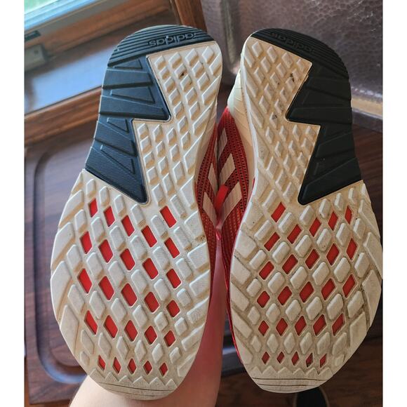 Adidas
Red Questar Tnd Running Shoes